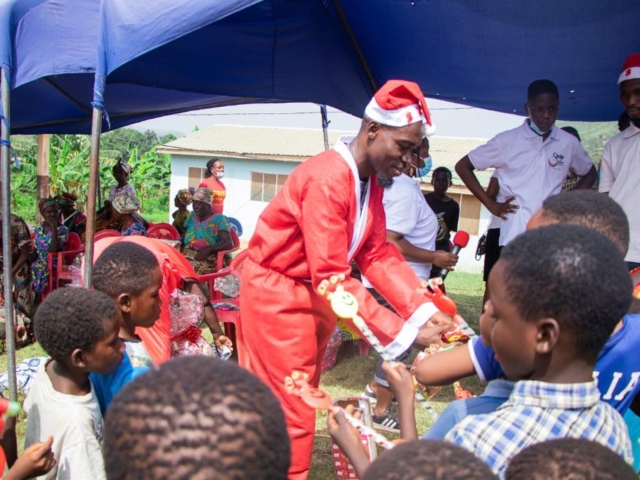 Smile On Faces Christmastfest 2021 At Dedeiman Smile On Faces Christmastfest 2021 At Dedeiman